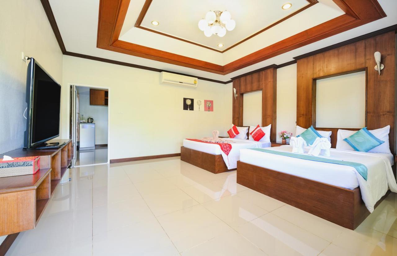 Phuket Airport Villa Ban Bo Han Exterior foto